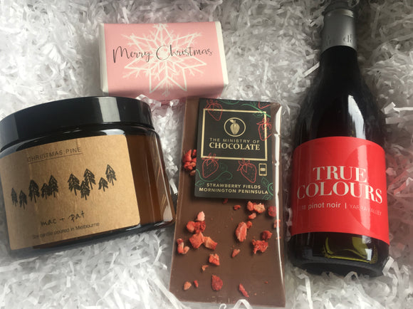 Christmas Pine Strawberry Chocolate and Wine Hamper