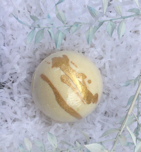 Suave Soap Vanilla Goat Milk Bath Bomb