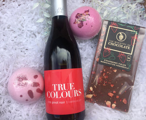 Strawberry Pinot Bomb Gift Hamper